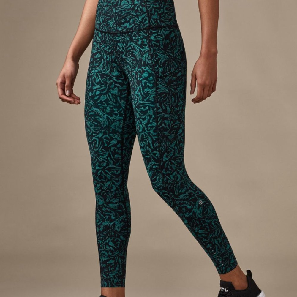 Lululemon Fast and Free Tight 25”, size 6, Thrive Viridian Green Black